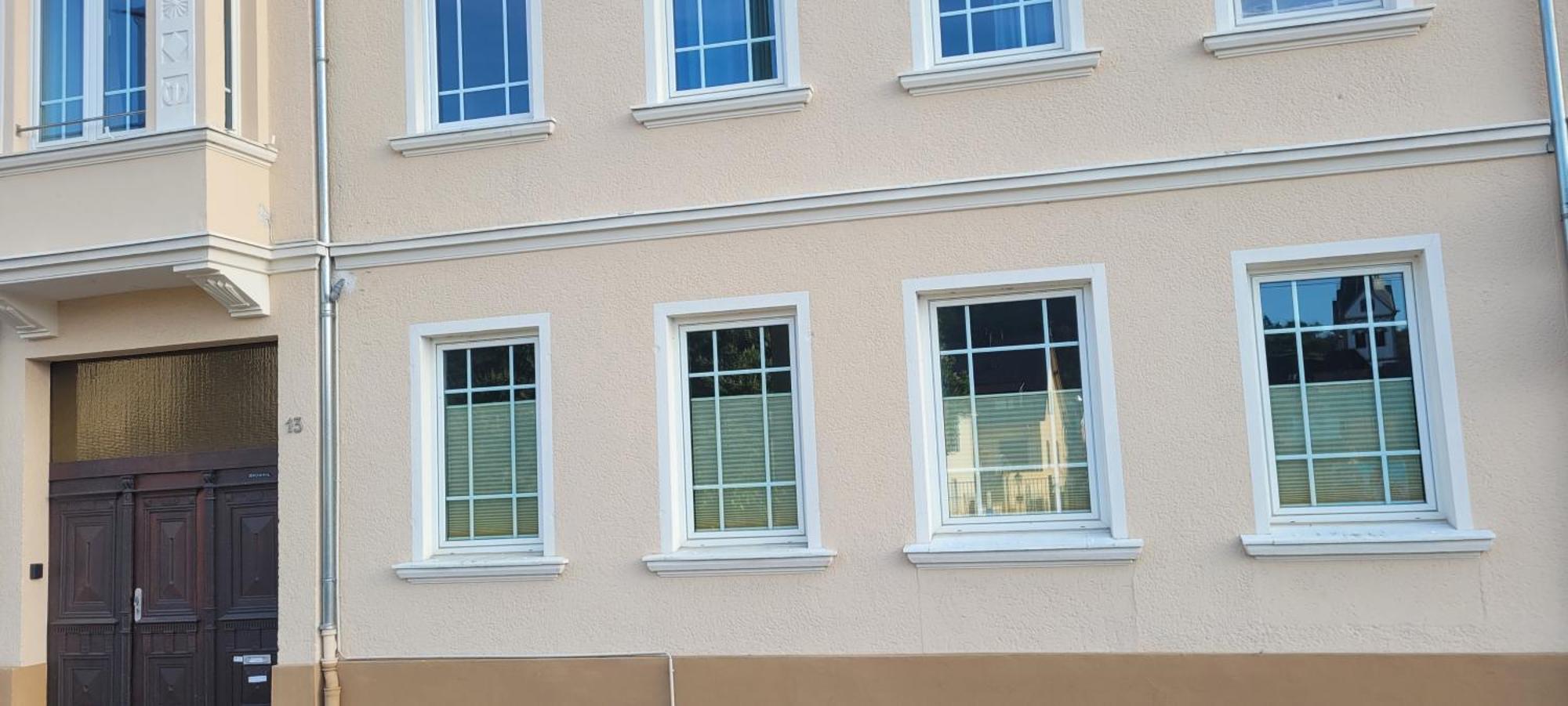 Mit Schoenem Balkon Apartment