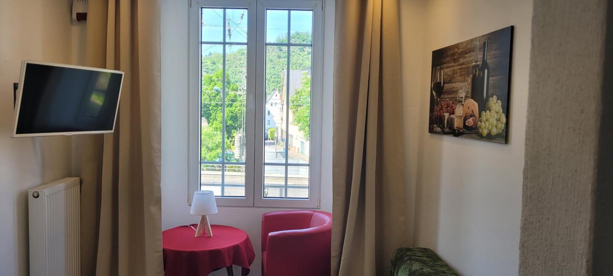 Mit Schoenem Balkon Boppard